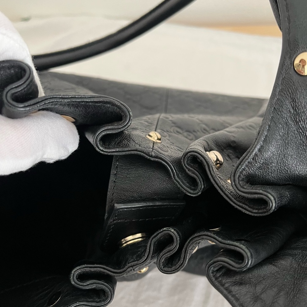 Gucci Guccissima Studded Leather Pelham Shoulder Bag Ltd Ed Rare 1990 - Picture 13 of 17